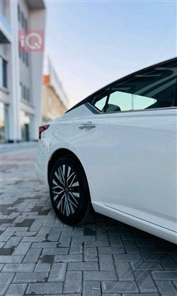 نيسان ألتيما